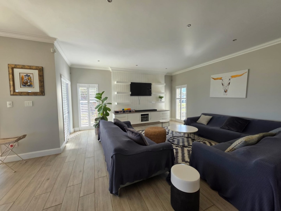 4 Bedroom Property for Sale in Deneysville Free State